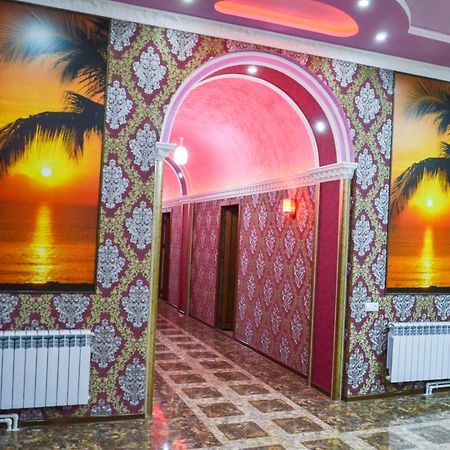 Zangezur Hotel ゴリス エクステリア 写真