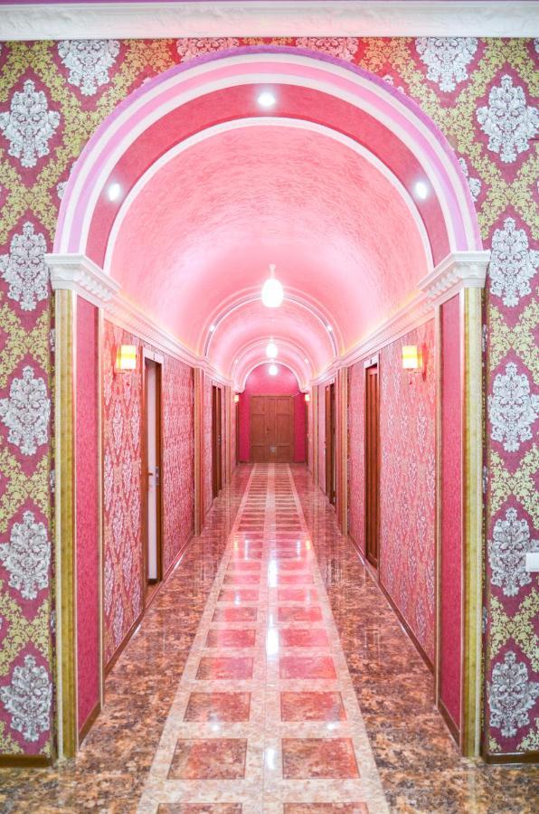 Zangezur Hotel ゴリス エクステリア 写真