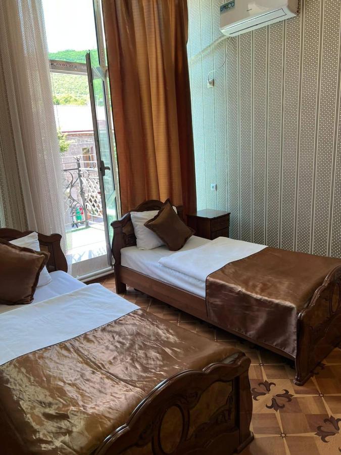 Zangezur Hotel ゴリス エクステリア 写真