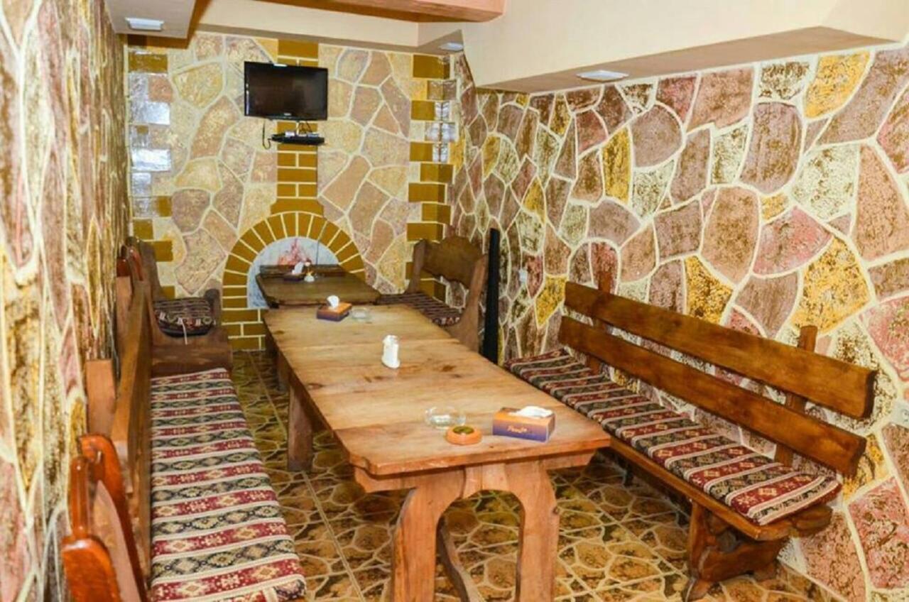 Zangezur Hotel ゴリス エクステリア 写真