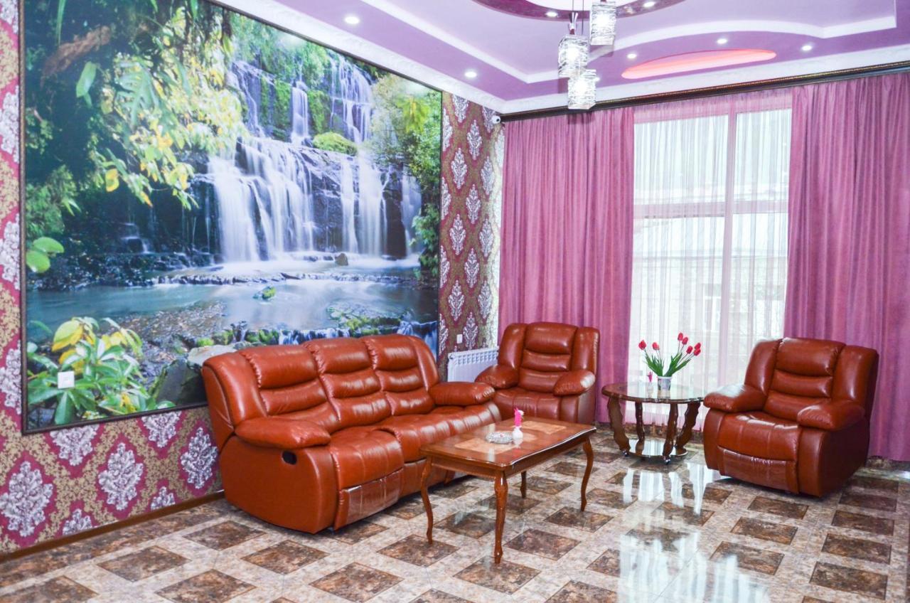 Zangezur Hotel ゴリス エクステリア 写真